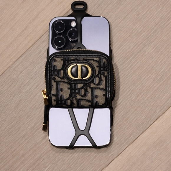 Dior Oblique Canvas and Rubber 30 Montaigne Phone Cover w/ AirPods Pro Case - Picture 3 of 12